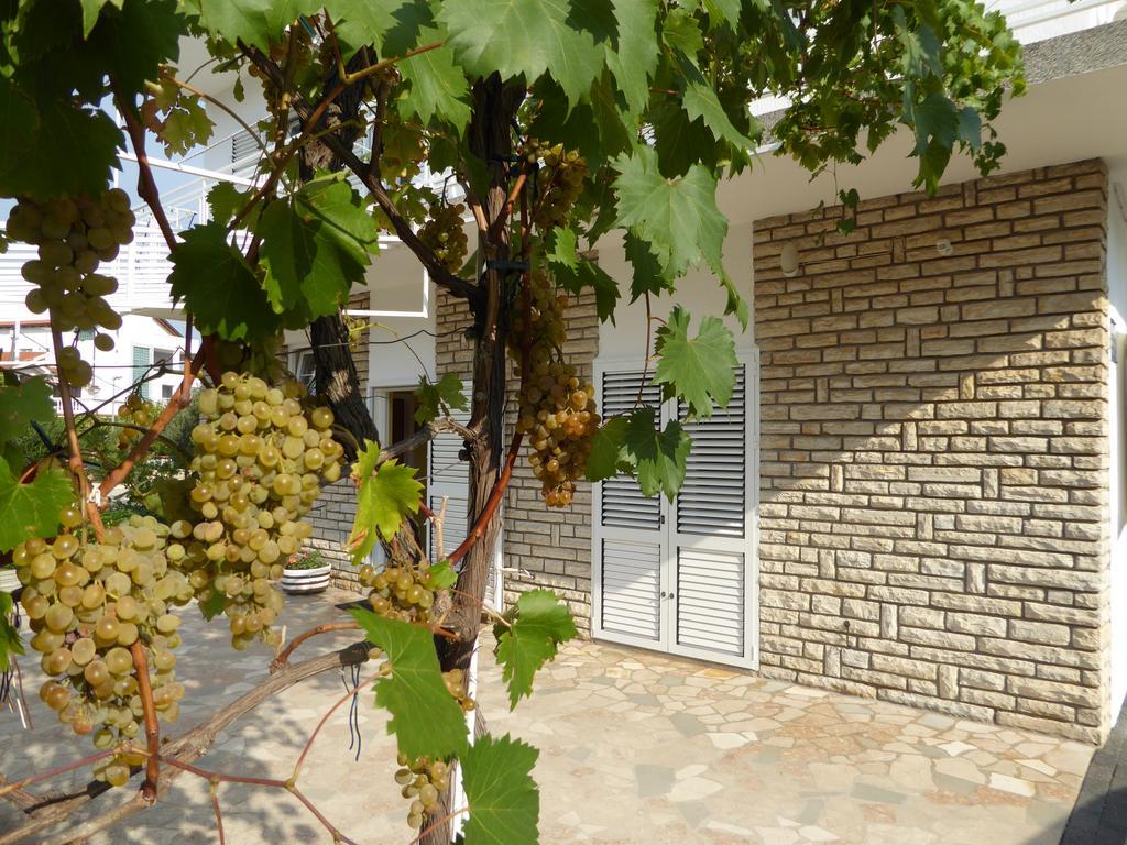 Apartments Bojanic Водице Экстерьер фото